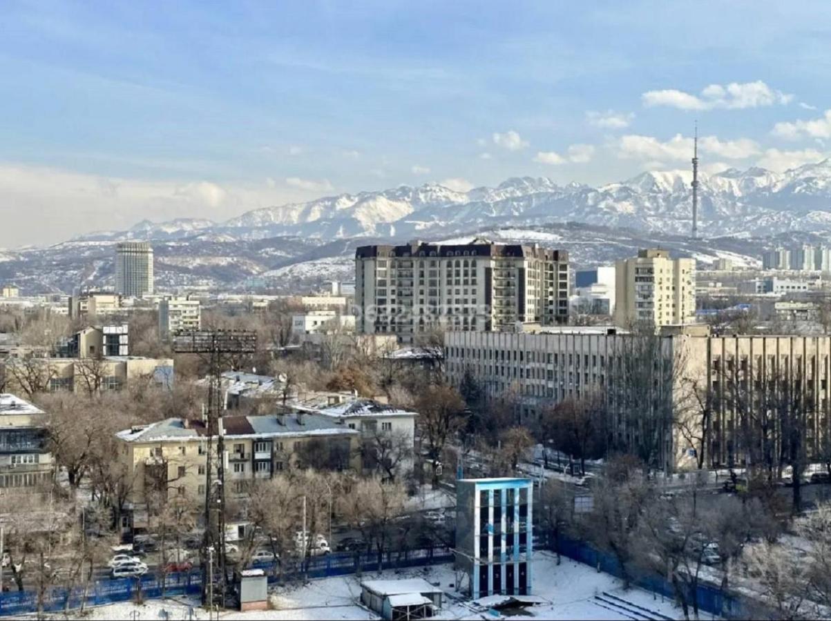 Студия Тайный Сад С Шикарным Видом На Горы Almatý Exterior foto